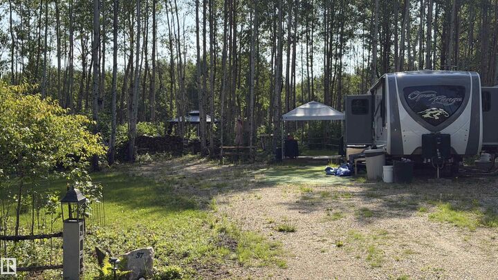 37 Aspen Road — photo 1