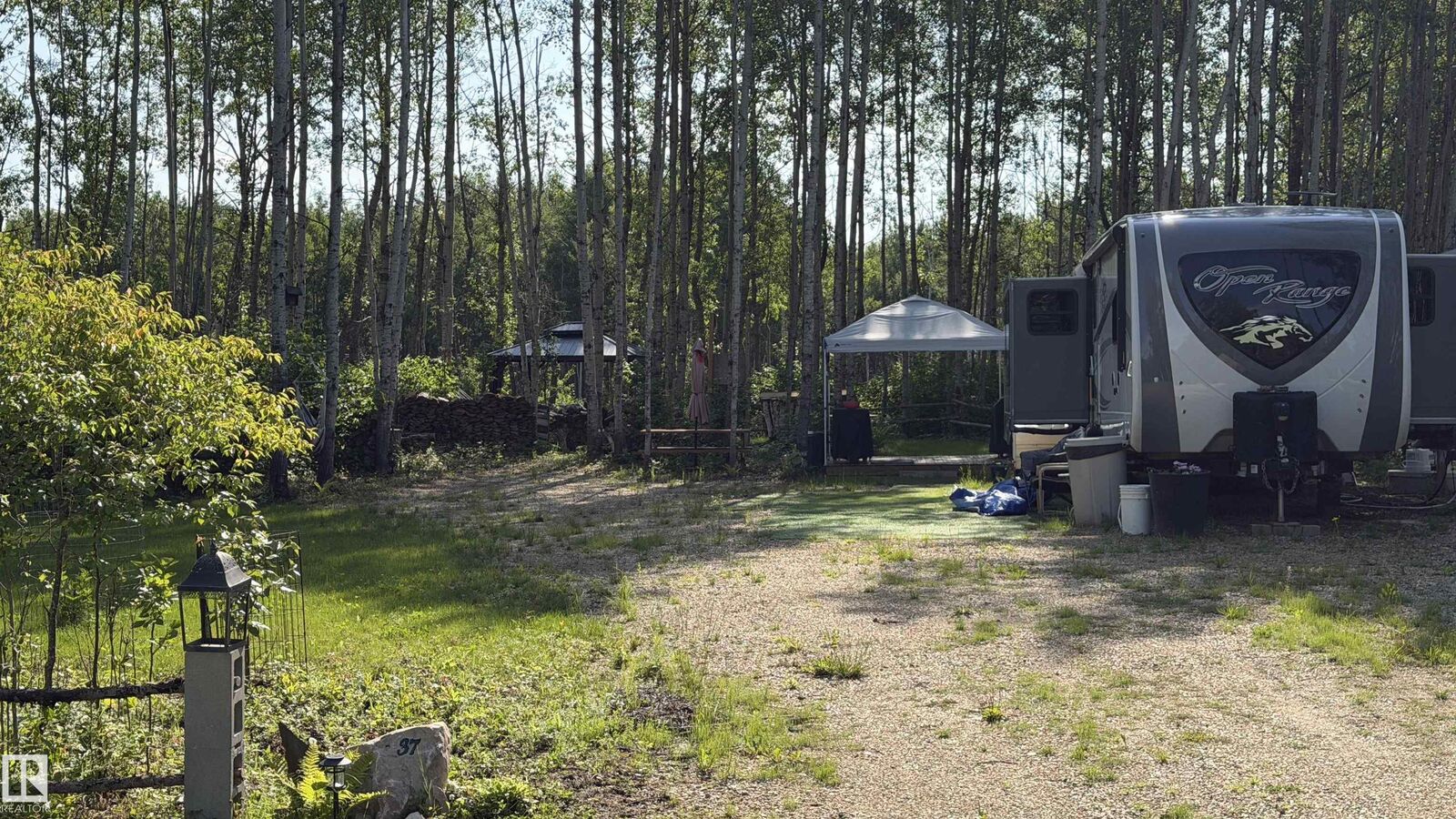 Property Photo: 37 Aspen Road AB T0E 0L0