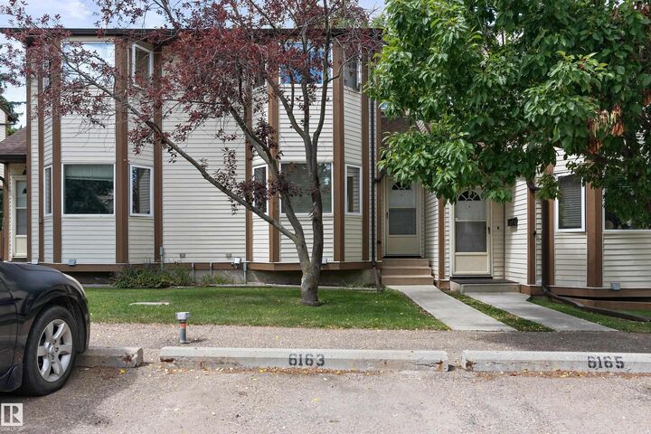 6163 38 Avenue NW — photo 1