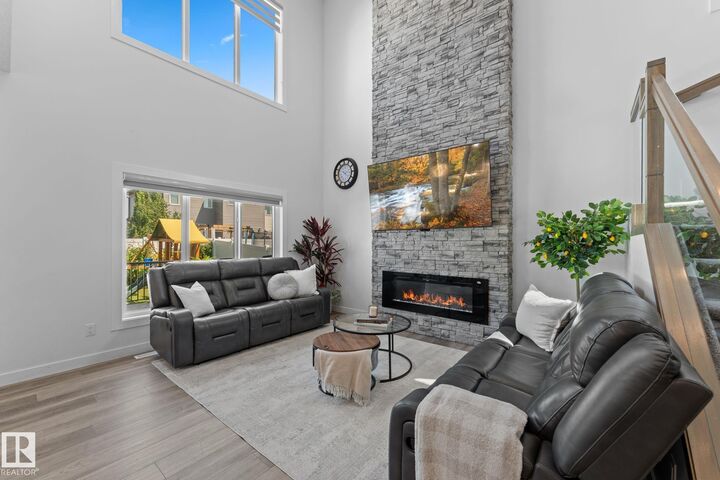 Property Photo:  59 Willow Link  AB T8L 0W8 