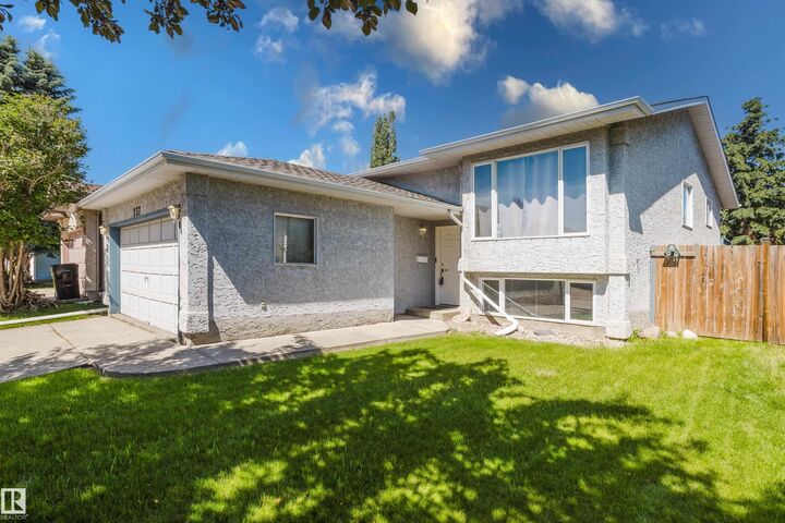Property Photo:  337 Pearson Crescent NW  AB T5T 5Y7 