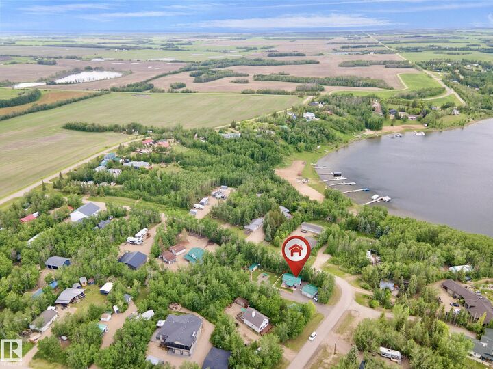 Property Photo: 549 11207 Twp Road 564 AB T0A 3A0