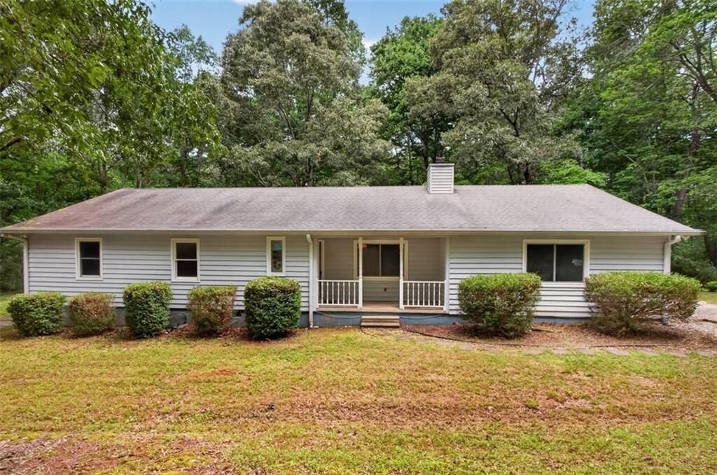Property Photo: 271 Broken Arrow Trail GA 30533