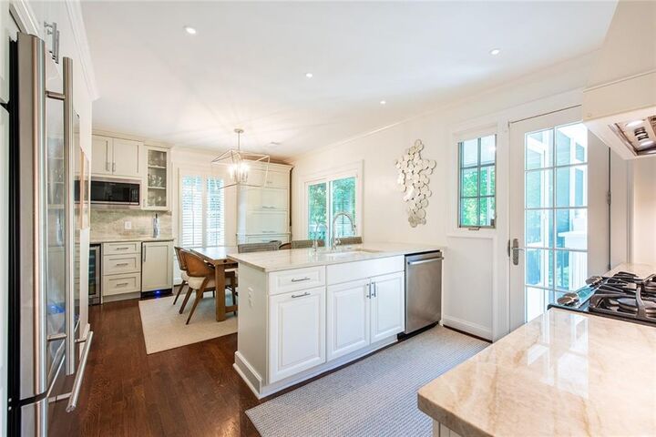Property Photo: 1880 Greystone Road NW GA 30318