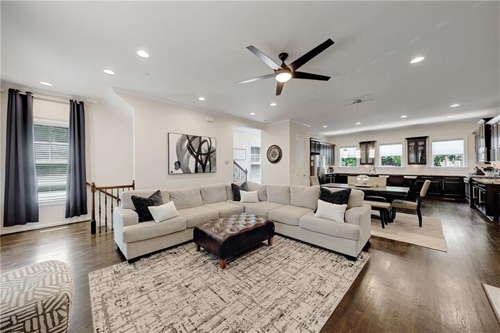 Property Photo:  909 Dumaine Trace  GA 30328 