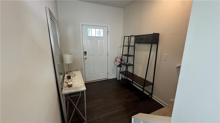 Property Photo: 5717 Union Pointe Drive GA 30291