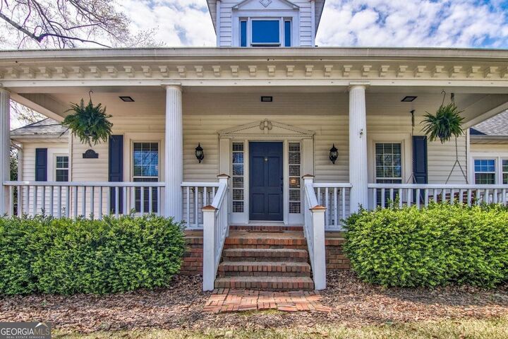 Property Photo: 3186 Monticello Street SW GA 30014