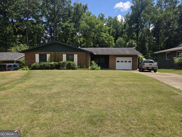 Property Photo:  3950 Savannah Drive  GA 31907 