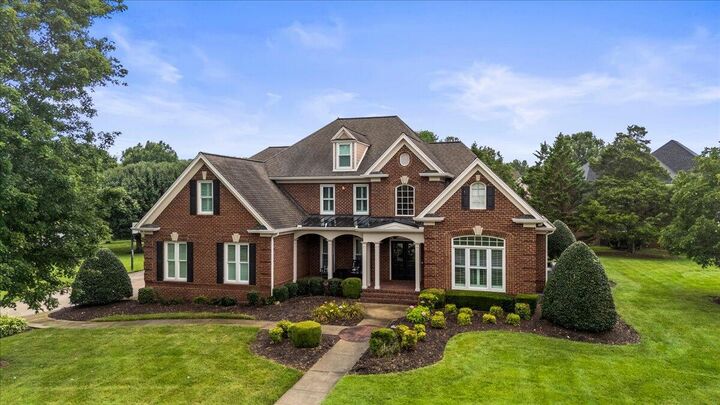Property Photo: 9867 Windrose Circle TN 37421