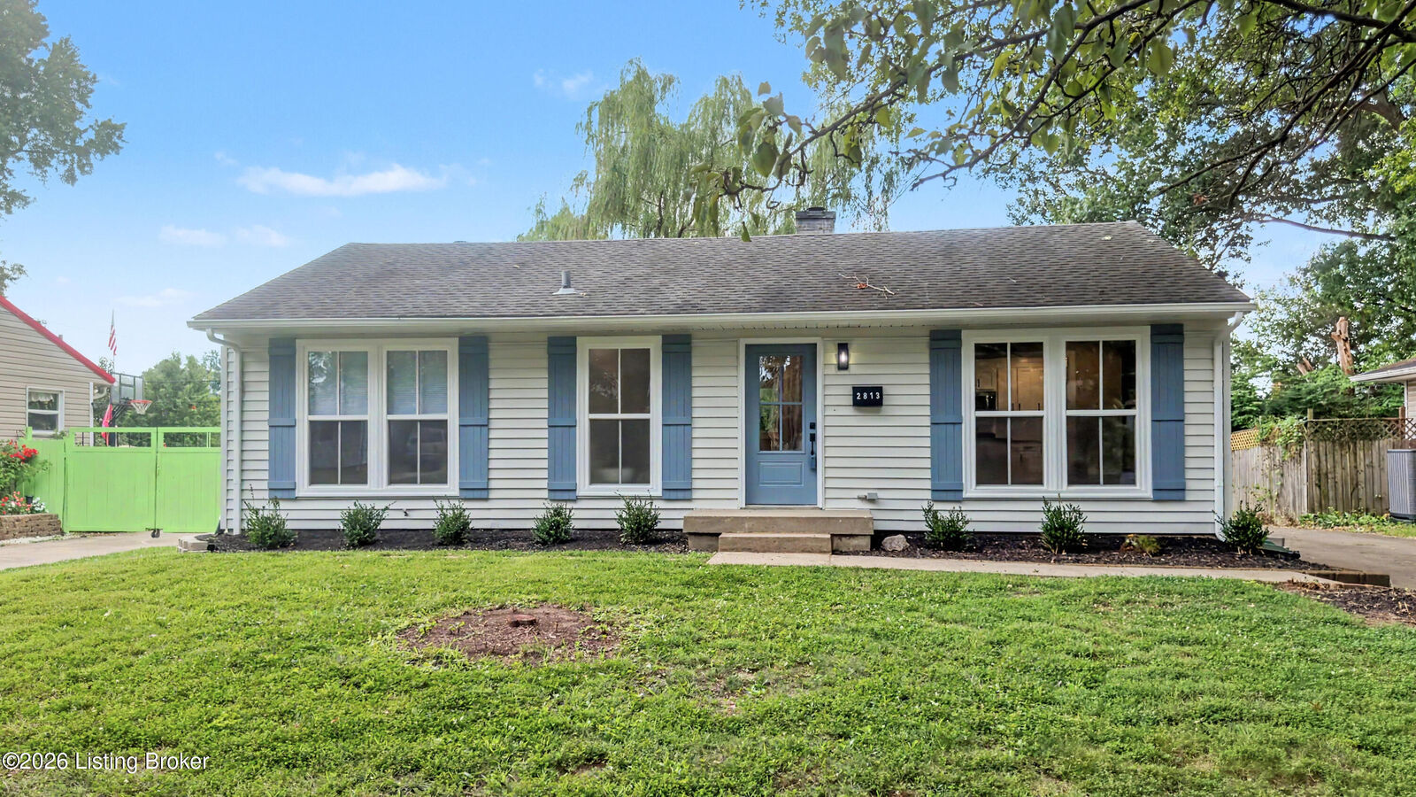 Property Photo: 2813 Rio Rita Ave KY 40220
