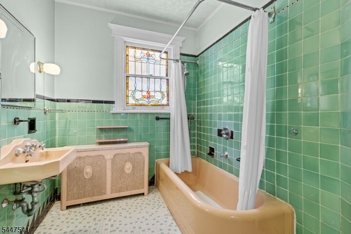 Property Photo: 204 Palisade Ave NJ 07087