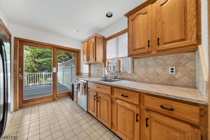 Property Photo:  95 Park Ave  NJ 07006 