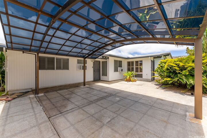 Property Photo: 7222 Naohe Street HI 96825