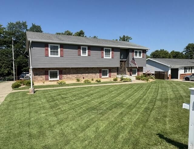 Property Photo: 772 Colonial Trace KY 40601