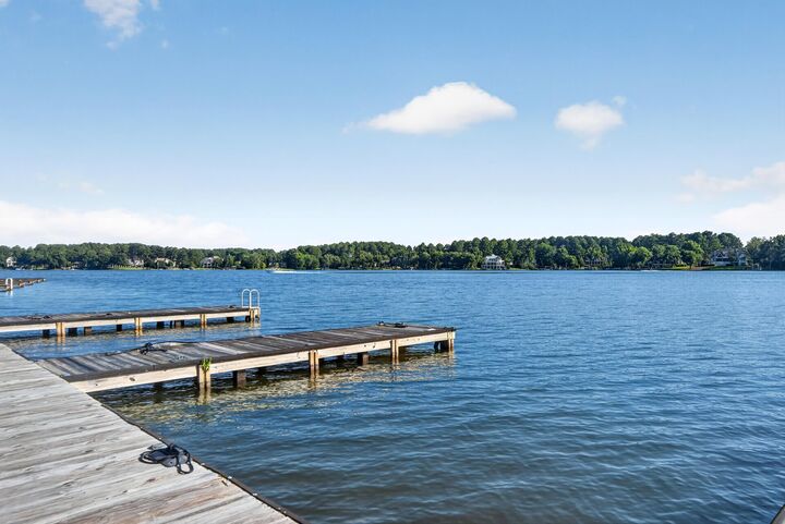 Property Photo:  204 Collis Marina Road  GA 31024 
