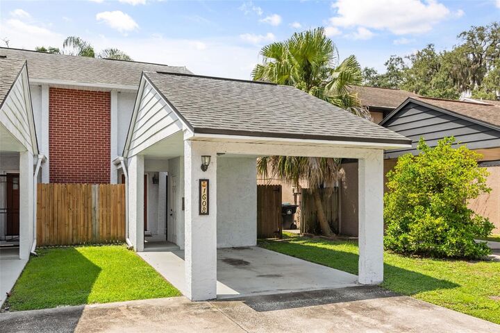 Property Photo: 1608 Nebraska Street FL 32803