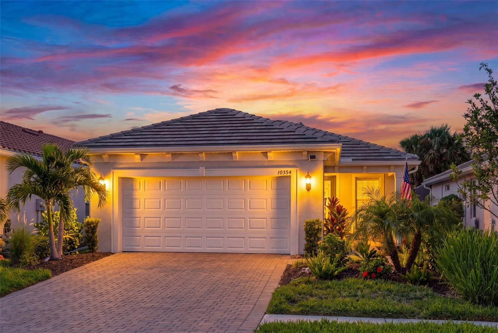 Property Photo:  10354 Abaco Falls Drive  FL 34223 