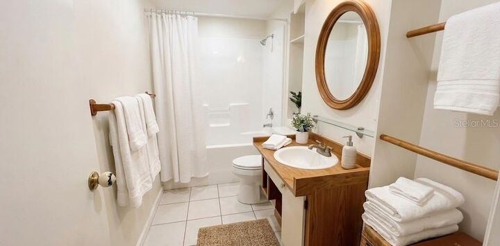 Property Photo:  1221 SE 24th Road  FL 34471 