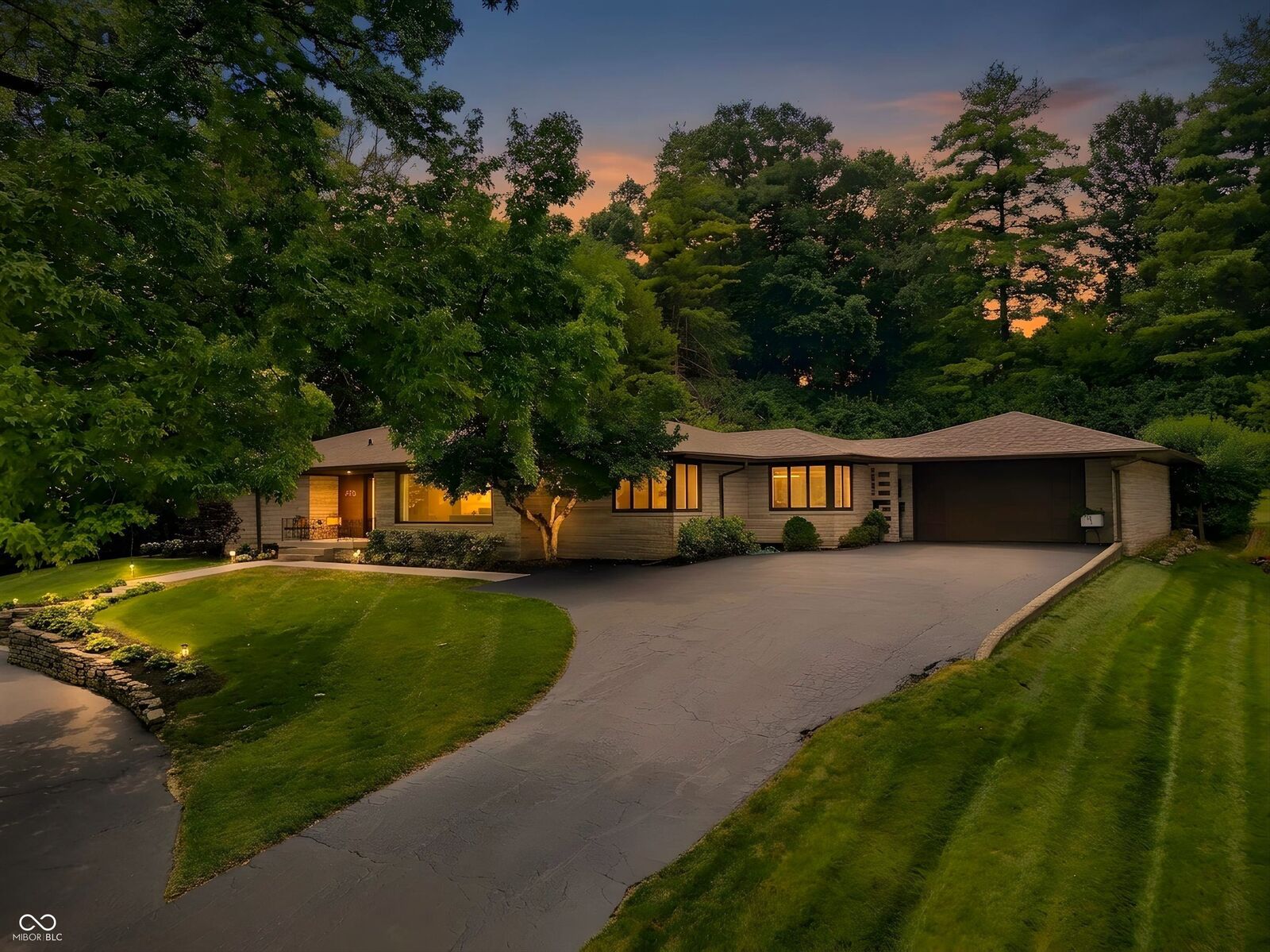 Property Photo:  6976 Washington Boulevard  IN 46220 