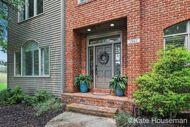 Property Photo: 1941 Jennydale Court SE MI 49546
