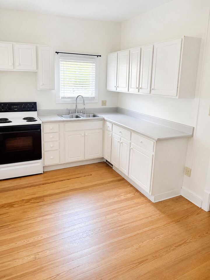 Property Photo: 27 S Whittaker Street MI 49117