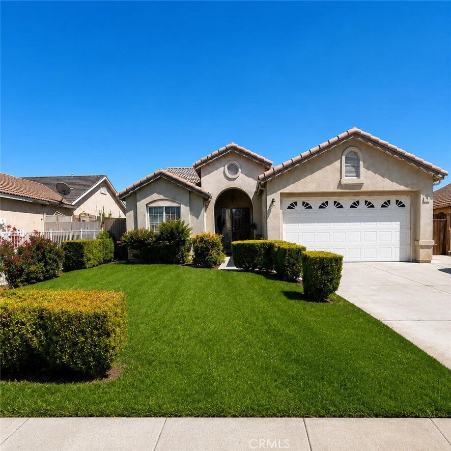 Property Photo:  1201 Evadonna  CA 93307 