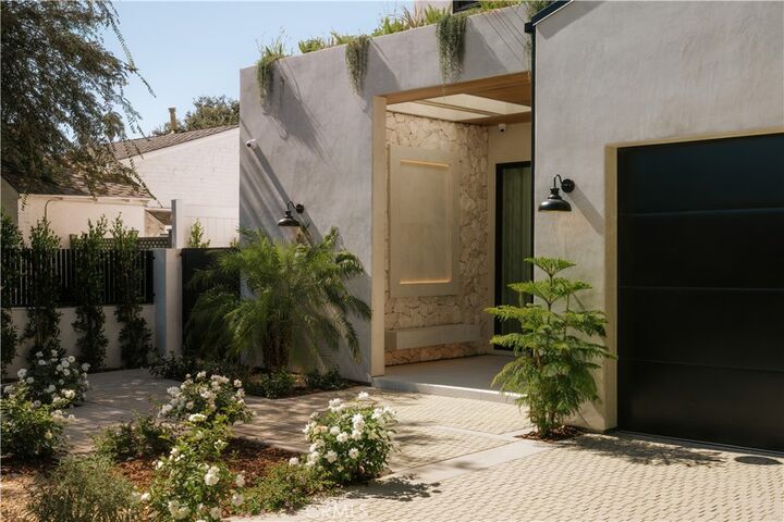 Property Photo:  14755 Hesby Street  CA 91403 