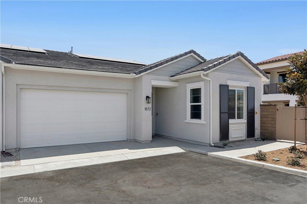 Property Photo:  1572 Gavilan Ridge Road  CA 92694 