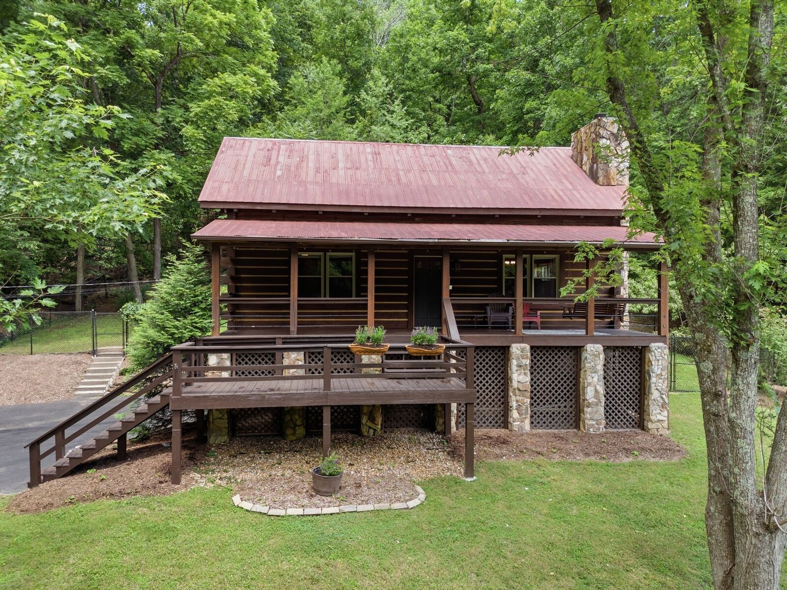Property Photo: 1156 Langbrae Dr TN 37072