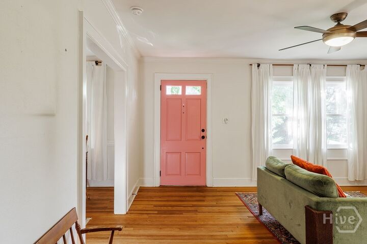 Property Photo: 1686 S Milledge Avenue GA 30606