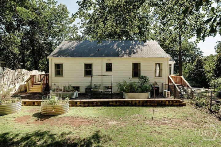 Property Photo: 1686 S Milledge Avenue GA 30606