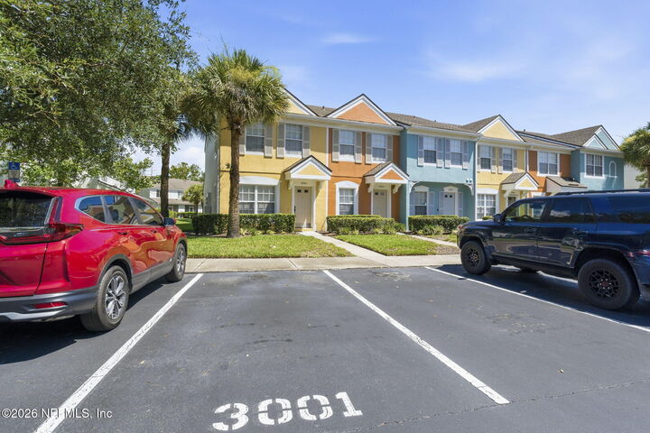 Property Photo: 12311 Kensington Lakes Drive 3001 FL 32246