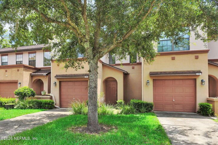 Property Photo:  5223 Brighton Park Lane  FL 32210 