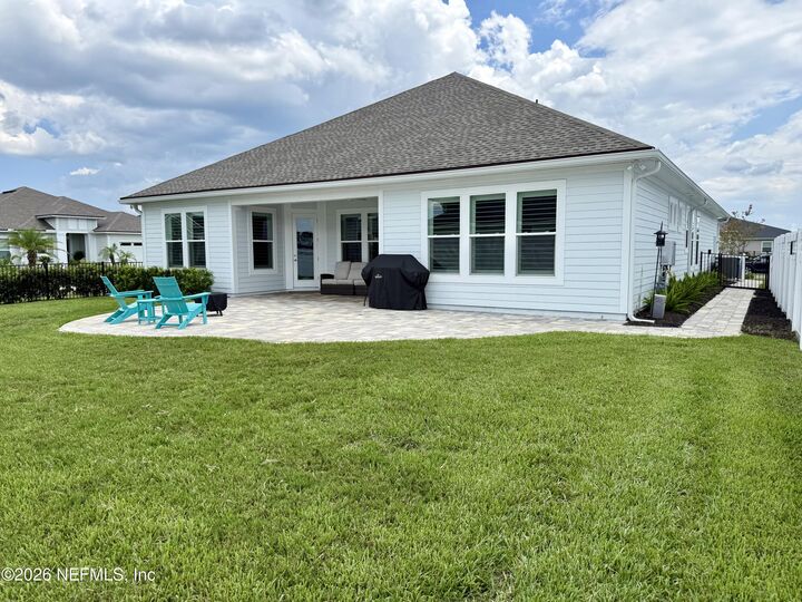 Property Photo: 139 Grand Rivage Drive Drive FL 32092