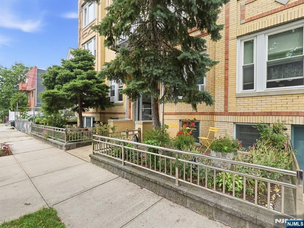 Property Photo: 196 Pearsall Avenue 10 NJ 07305