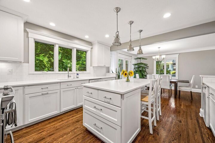 Property Photo:  3945 Xerxes Avenue S  MN 55410 
