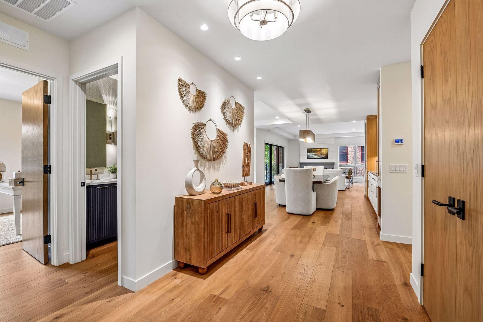 Property Photo:  150 Broadway Avenue S 2A  MN 55391 