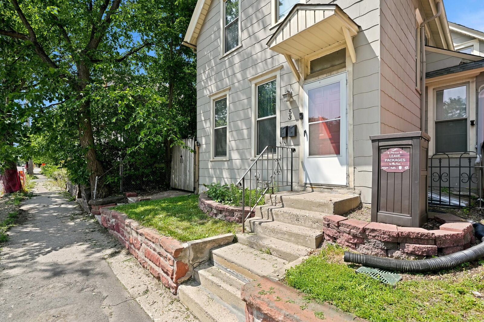 Property Photo: 53 Dale Street N MN 55102
