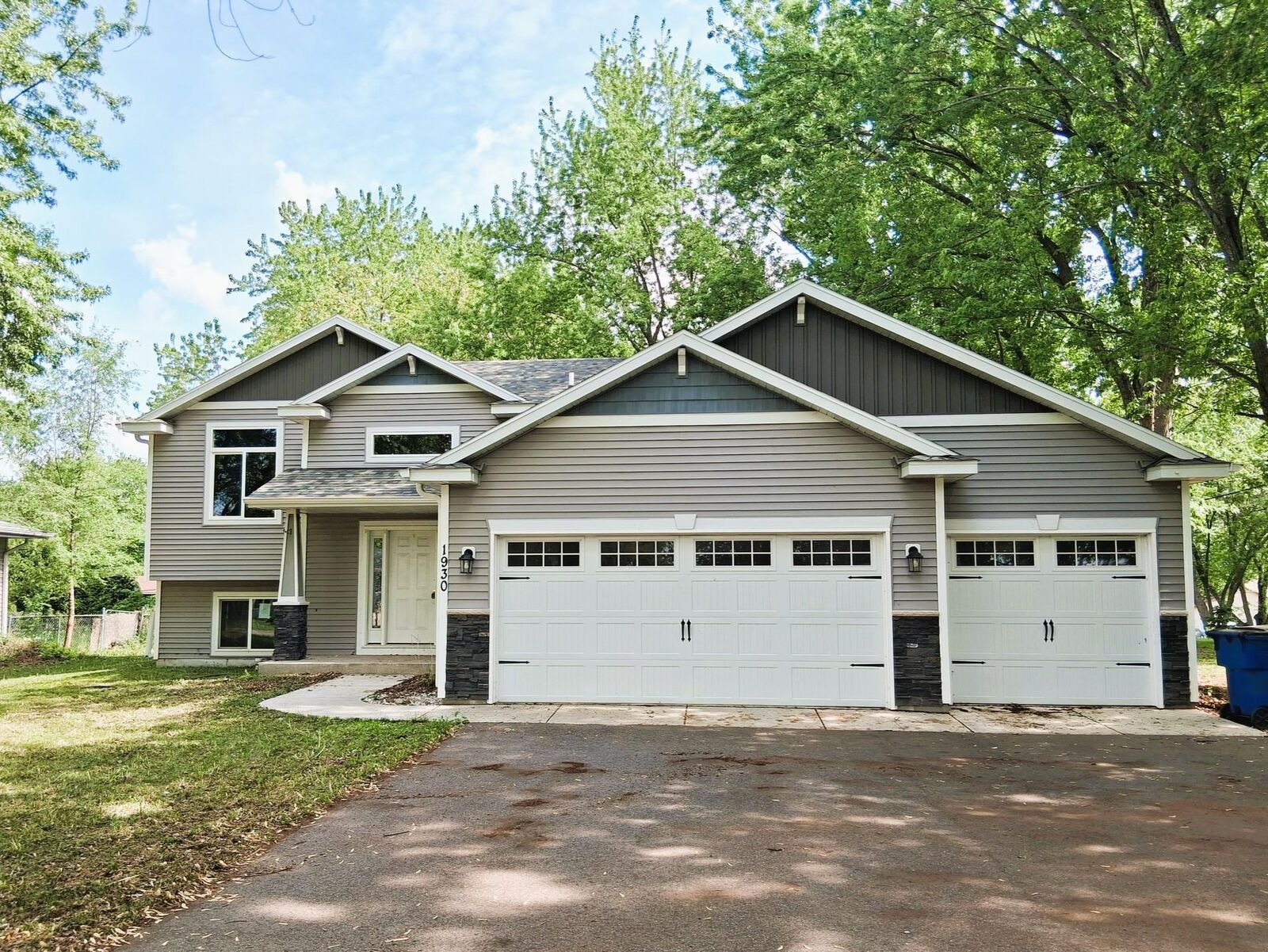 Property Photo:  1930 Prospect Drive NE  MN 56304 