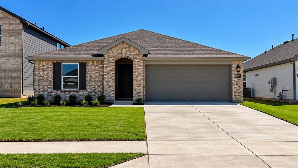 Property Photo:  10221 Cherrytree Lane  TX 76140 
