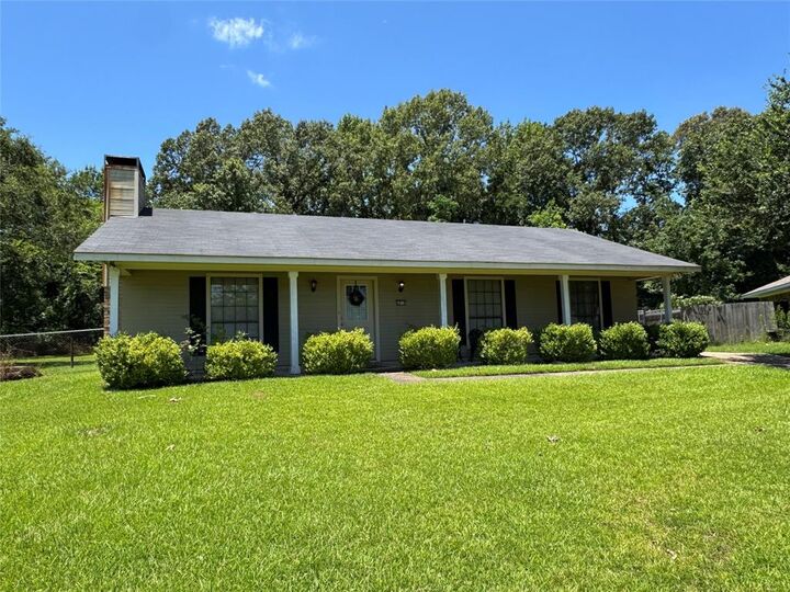 Property Photo:  4819 Bramble Way  LA 71118 