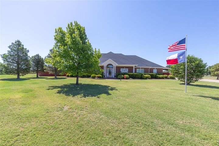 Property Photo: 101 Apple Blossom Drive TX 79602