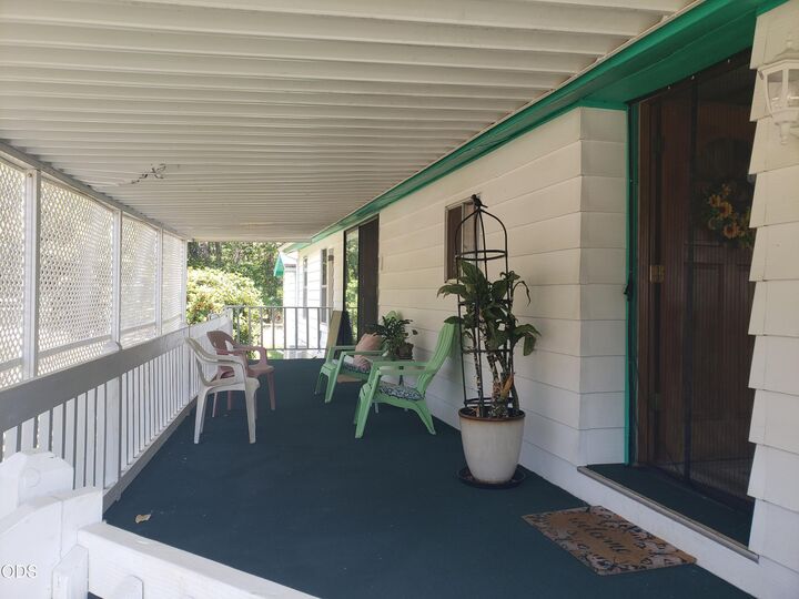 Property Photo:  222 Ollis Road Unit 74  OR 97523 