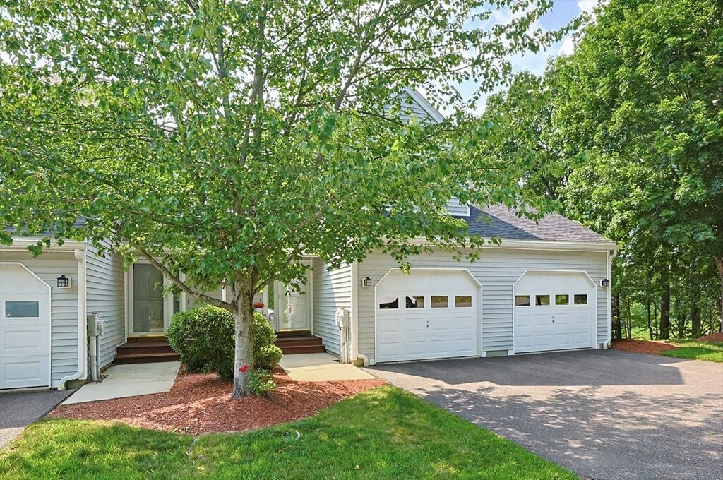 Property Photo: 42 Mountain Laurel Ln 32 MA 01420