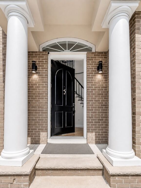 Property Photo:  31 Cedar St  MA 01864 