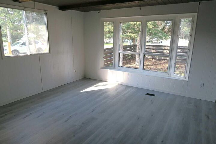 Property Photo: 207 4 Street NW AB T0M 1X0