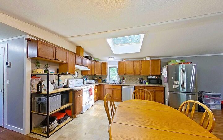 Property Photo: 812 6 Avenue SW 44 AB T0G 2A4