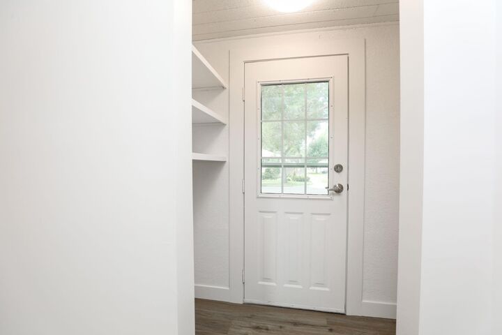 Property Photo:  819 5 Street S  AB T1J 2C5 