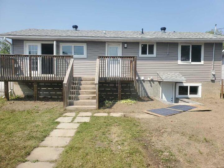 Property Photo: 10301 103rd Street AB T0H 1Z0