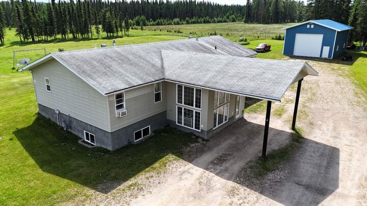 Property Photo: 53126 Rge Rd 174 AB T7E 3E6